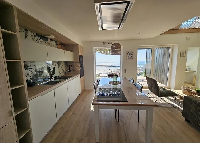 Vue Sur * Ле-Пьё